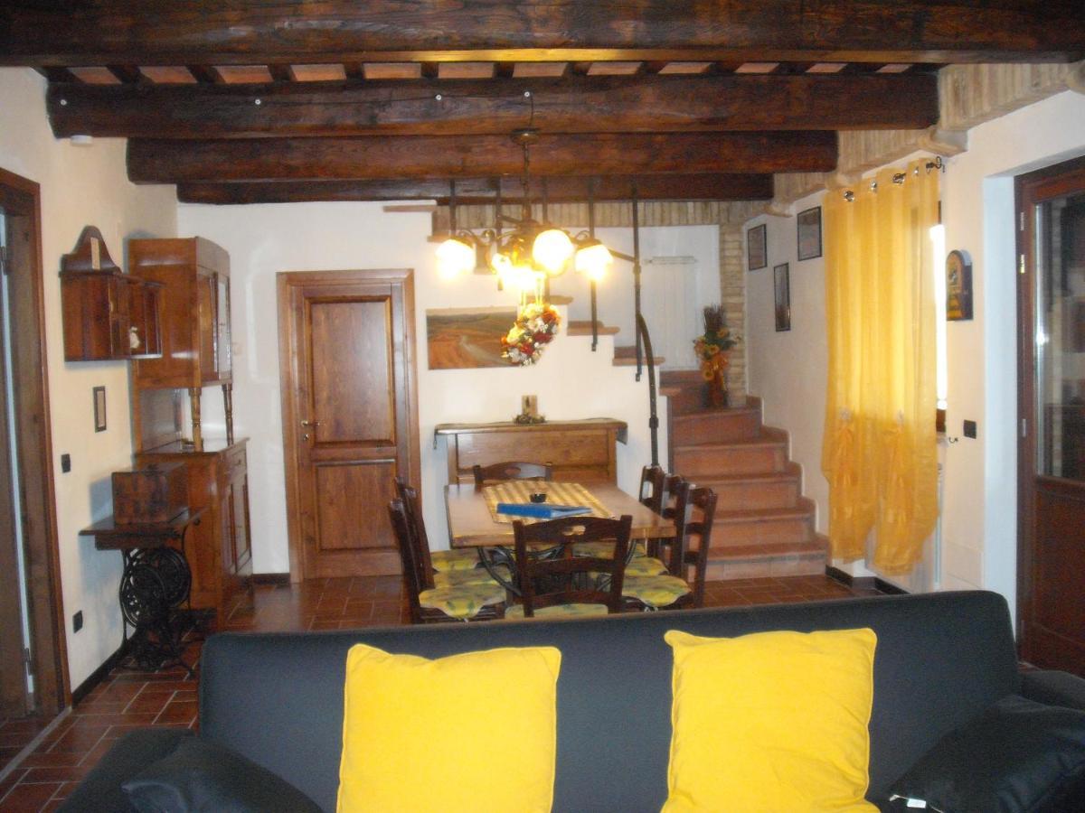 Agriturismo Casa Al Povero Volterra Eksteriør billede